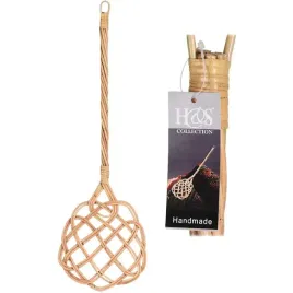 trzepaczka-rattanowa-trzepak-do-dywanow-chodnikow