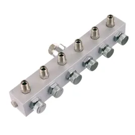 rozdzielacz-powietrza-aerografu-1-8-1-4-listwa-6x