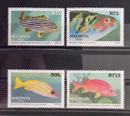 znaczki-fauna-ryby-malediwy-czysty-rq6