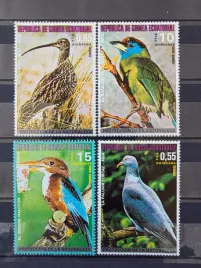 znaczki-fauna-ptaki-golebie-gwinea-kasowany-zn4
