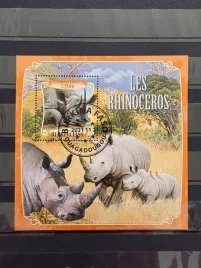 znaczki-fauna-nosorozce-burkina-faso-kasowany-zn27