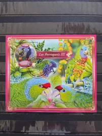 znaczki-ptaki-papugi-madagaskar-kasowany-p26