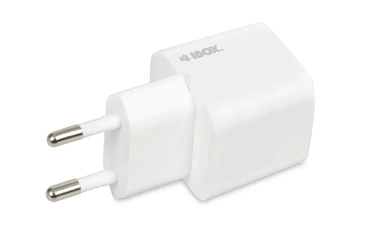 ladowarka-sieciowa-i-box-c-38-pd30w-usb-c-stan-nowy