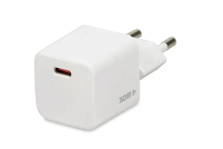 ladowarka-sieciowa-i-box-c-38-pd30w-usb-c-dlugosc-przewodu-1-m