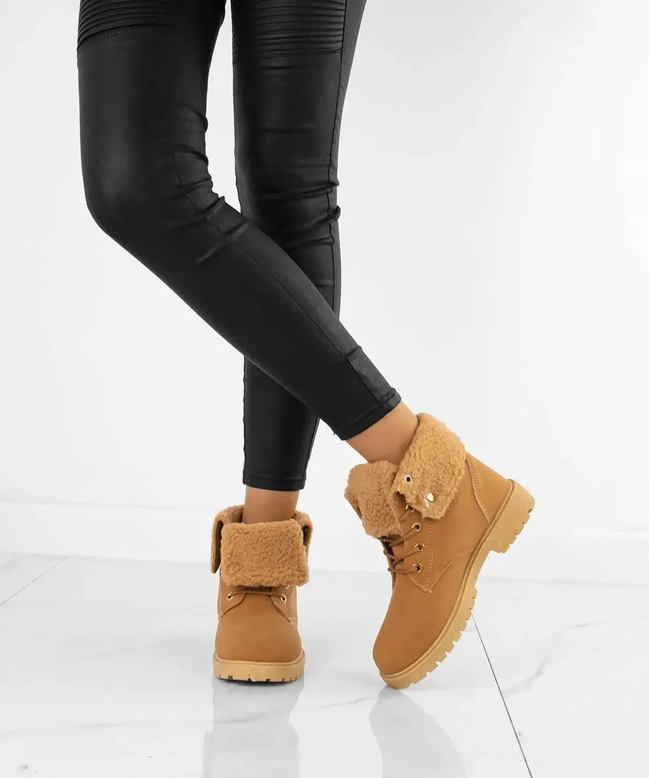 6817-camel-ocieplane-traperki-botki-timberki-36-stan-nowy