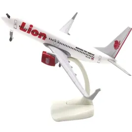 model-samolotu-boeing-b737-lion-1-300