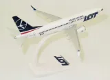 model-samolotu-boeing-737max8-lot-1-200-sp-lva-stan-nowy