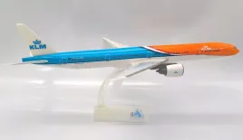 model-samolotu-boeing-b777-300-klm-orange