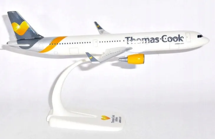 model-samolotu-airbus-a321-thomas-cook-1-200-stan-nowy