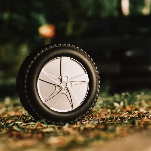 zestaw-narzedzi-tire-czarny-stan-nowy