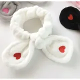 opaska-kosmetyczna-serce-makeup-marka-inna-marka