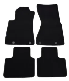 audi-a8-d2-1994-2002r-czarne-dywaniki-welurowe-diamond-lamowka