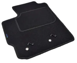 toyota-yaris-2006-2011r-czarny-dywanik-welurowy-kierowcy-aldos-silver