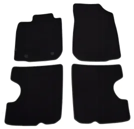 dacia-duster-2010-2014r-czarne-dywaniki-welurowe-platinum