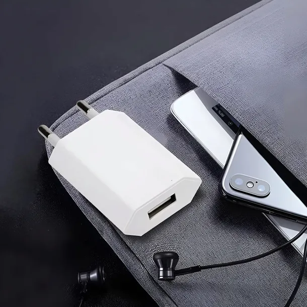 ladowarka-sieciowa-1a-biala-marka-inna