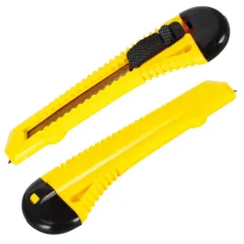 noz-do-tapet-duzy-biurowy-metalowy-nozyk-starpak