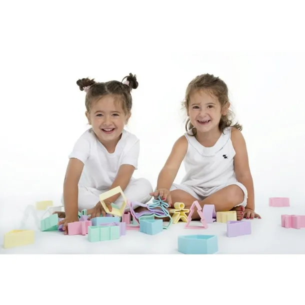 dena-kid-house-violet-pastel
