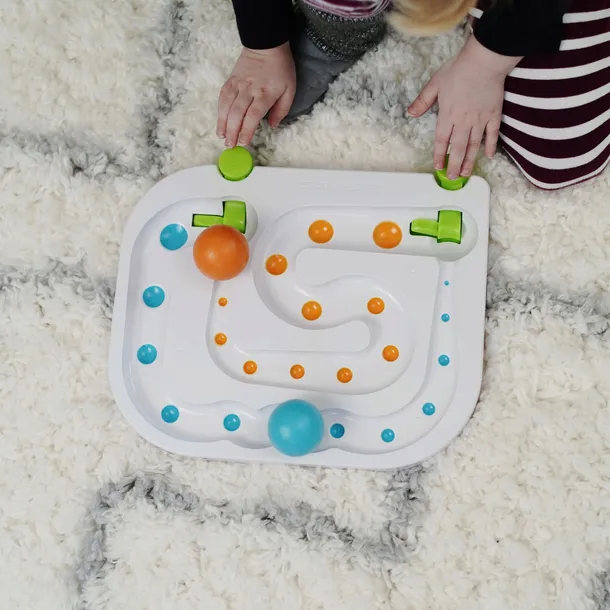 labirynt-dla-kulek-rollagain-fat-brain-toys