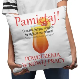 prezent-na-pozegnanie-z-pracy-zabawna-poduszka