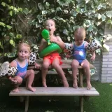 dmuchany-dinozaur-the-swim-essentials