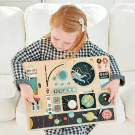 drewniana-tablica-manipulacyjna-stacja-kosmiczna-tender-leaf-toys