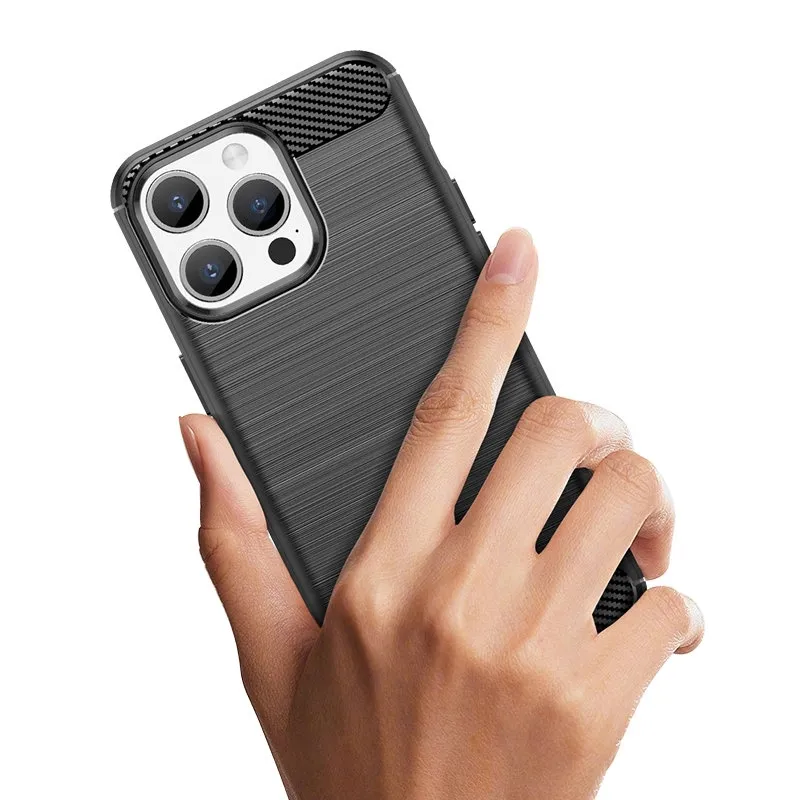 etui-pancerne-do-iphone-15-pro-plecki-karbon-case-stan-nowy