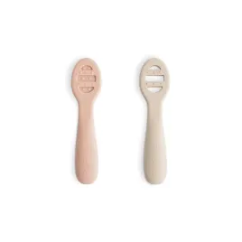 pierwsze-lyzeczki-dla-niemowlat-2-pack-blush-shifting-sand-mushie