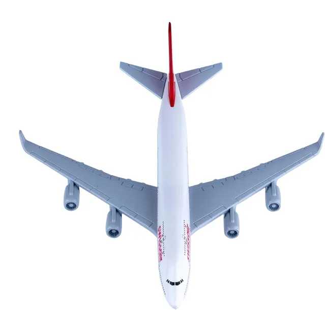 model-samolotu-boeing-b747-swissair-stan-nowy