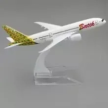 model-samolotu-boeing-b787-batik-dreamliner