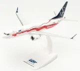 model-samolotu-boeing-b737max8-lot-dumny