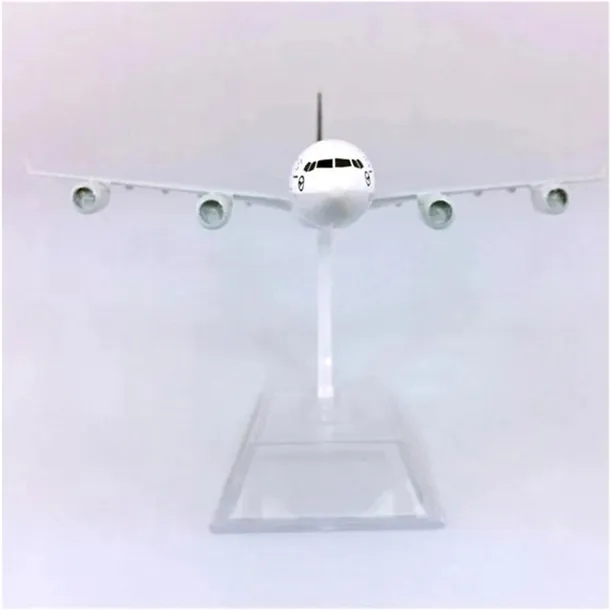 model-samolotu-a340-lufthansa-1-400-stan-nowy