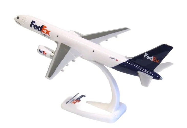 model-samolotu-boeing-b757-200-fedex-express-ppc-1-200-stan-nowy