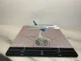 model-samolotu-boeing-b787-uzbekistan-dreamliner-stan-nowy