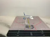 model-samolotu-boeing-b787-uzbekistan-dreamliner-stan-nowy