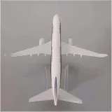 model-samolotu-boeing-b737-royal-thai-air-force-stan-nowy