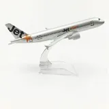 model-samolotu-airbus-a320-jetstar