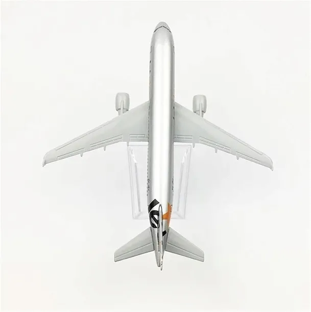 model-samolotu-airbus-a320-jetstar-stan-nowy
