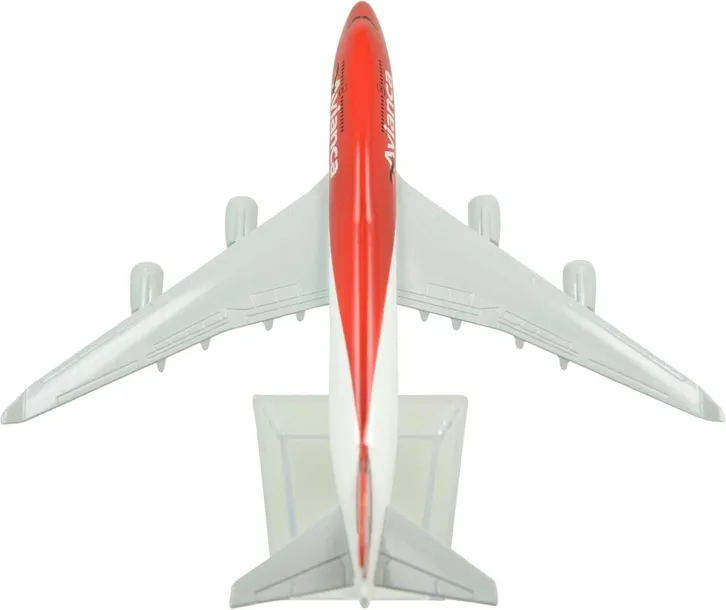 model-samolotu-boeing-b747-avianca-stan-nowy