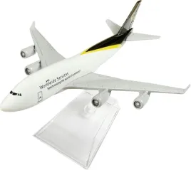 model-samolotu-boeing-b747-ups