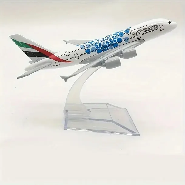 model-samolotu-airbus-a380-emirates-expo2020-stan-nowy