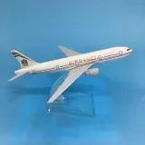 model-samolotu-boeing-b777-etihad-stan-nowy