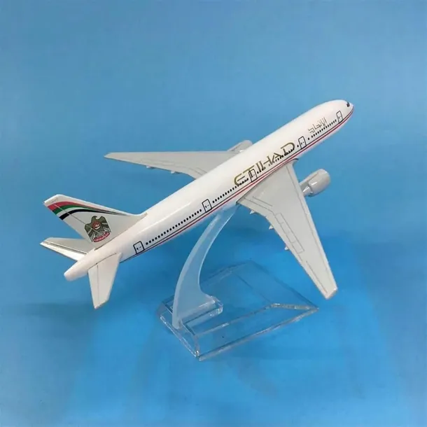 model-samolotu-boeing-b777-etihad-stan-nowy