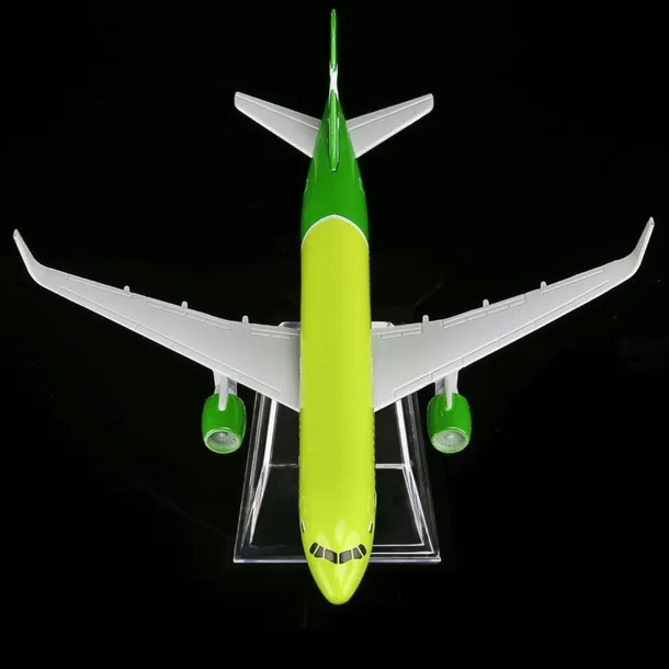 model-samolotu-airbus-a320-s7-stan-nowy