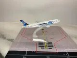 model-samolotu-boeing-b777-egypt-stan-nowy
