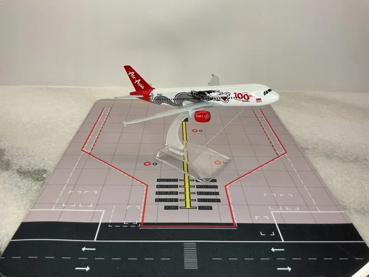 model-samolotu-airbus-a320-asia-loong-stan-nowy