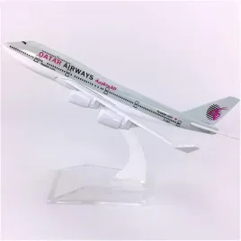model-samolotu-boeing-b747-400-qatar-airways-1-450