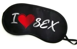 maska-opaska-na-oczy-z-napisem-i-love-sex-prezent