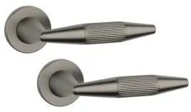 premium-klamka-aprile-idesa-rozeta-r-slim-7mm-gym-grafitowa