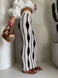 spodnica-by-me-apulia-bezowo-czarna