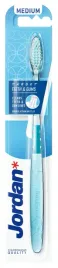 szczoteczka-do-zebow-jordan-target-teethandgums-medium